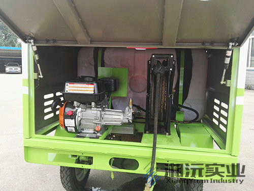 常德湘沅實(shí)業(yè)有限公司,常德垂直垃圾壓縮站,地埋式垃圾壓縮站,電動(dòng)人力斗車(chē),電動(dòng)三輪高壓清運車(chē),電動(dòng)助力拉車(chē)